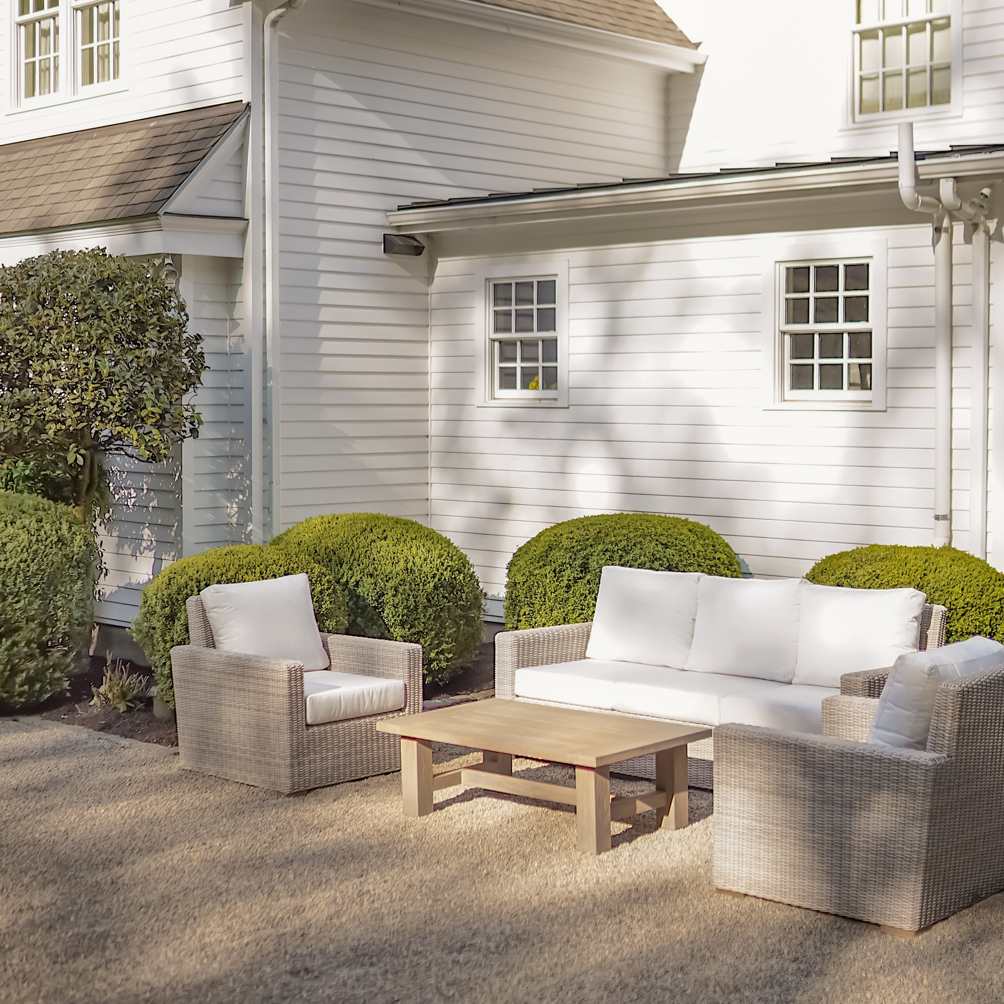 Oyster Bay Club Chair