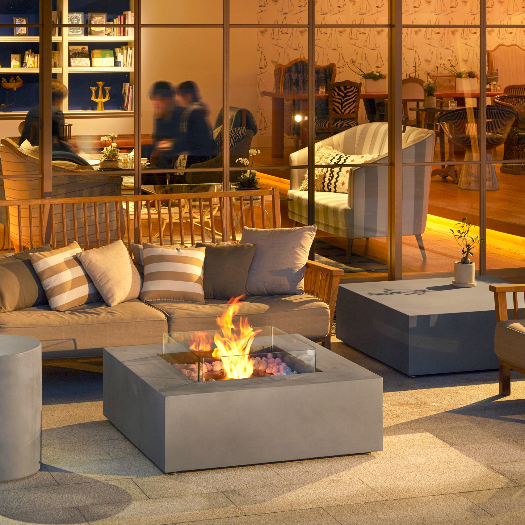 BASE 40 FIRE PIT TABLE - ETHANOL