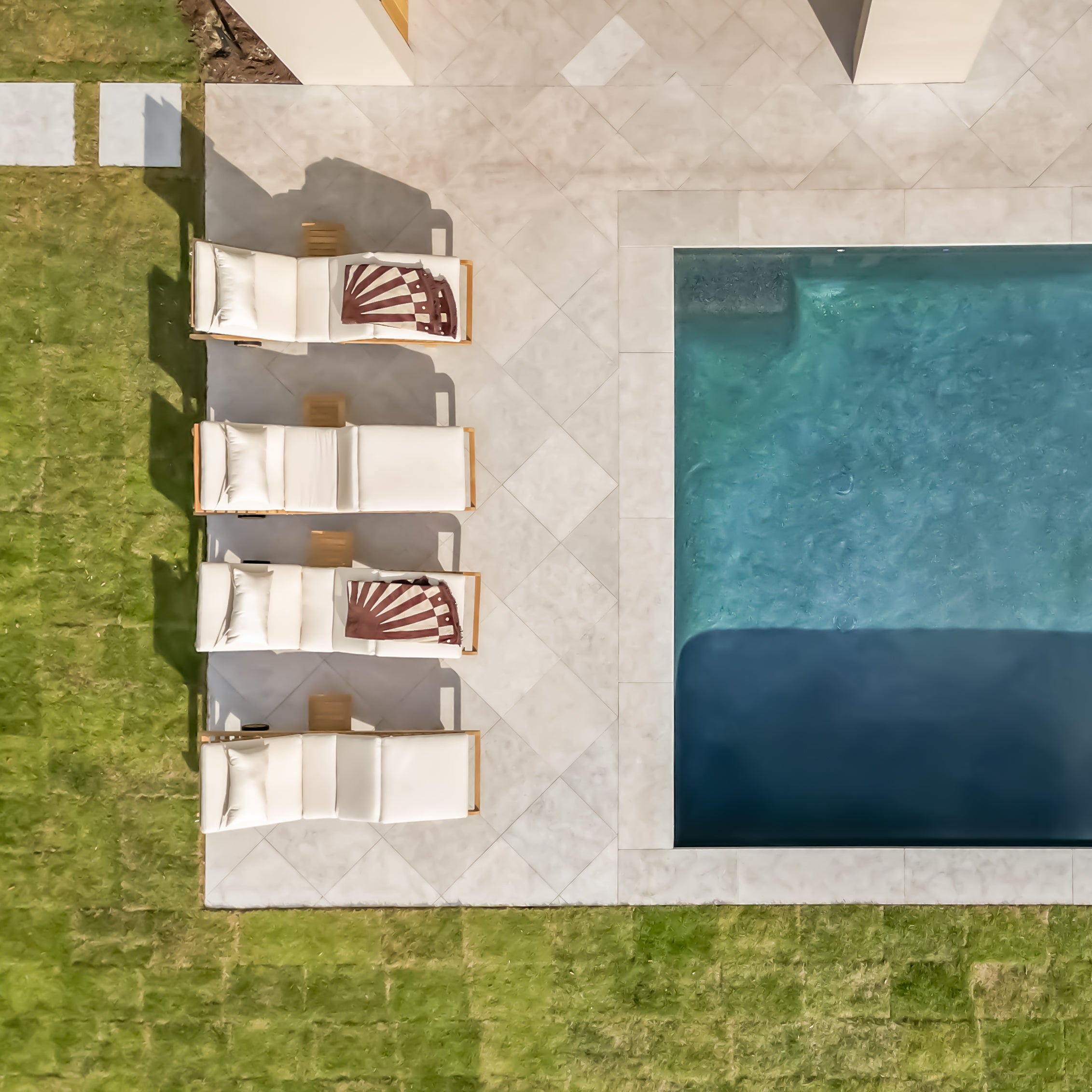 Sun Bed Lounge