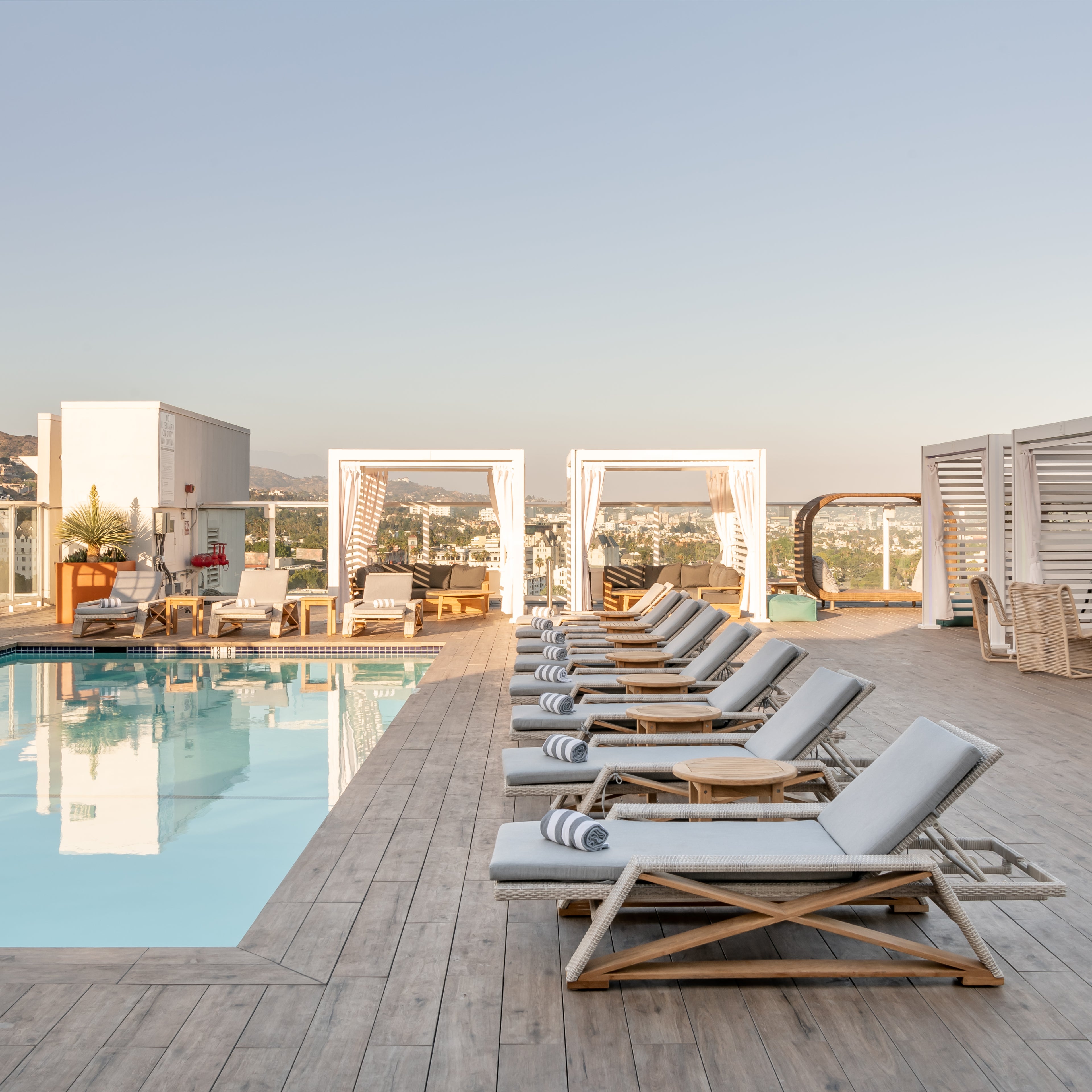 Caicos Chaise Lounge
