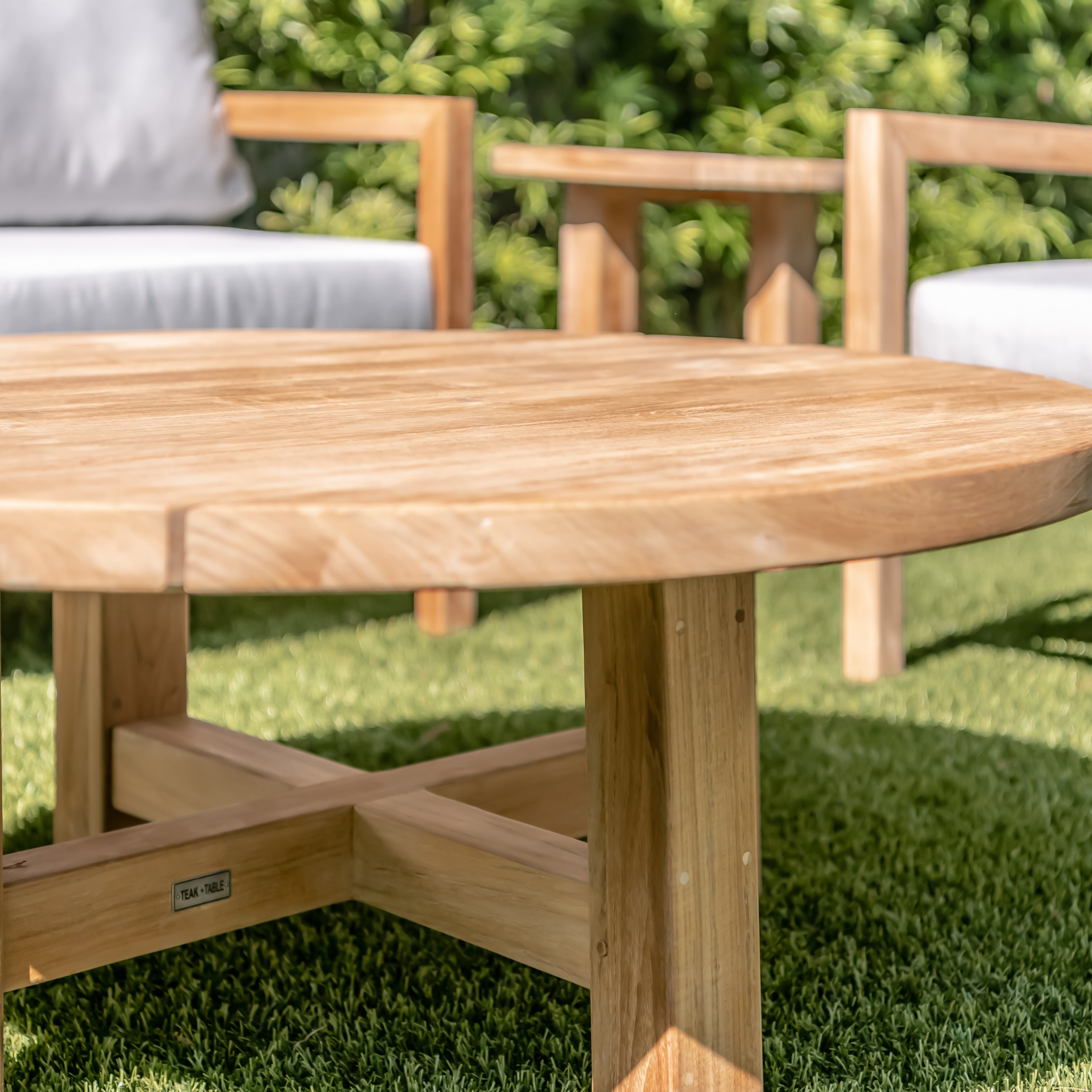 Monday 42" Round Coffee Table