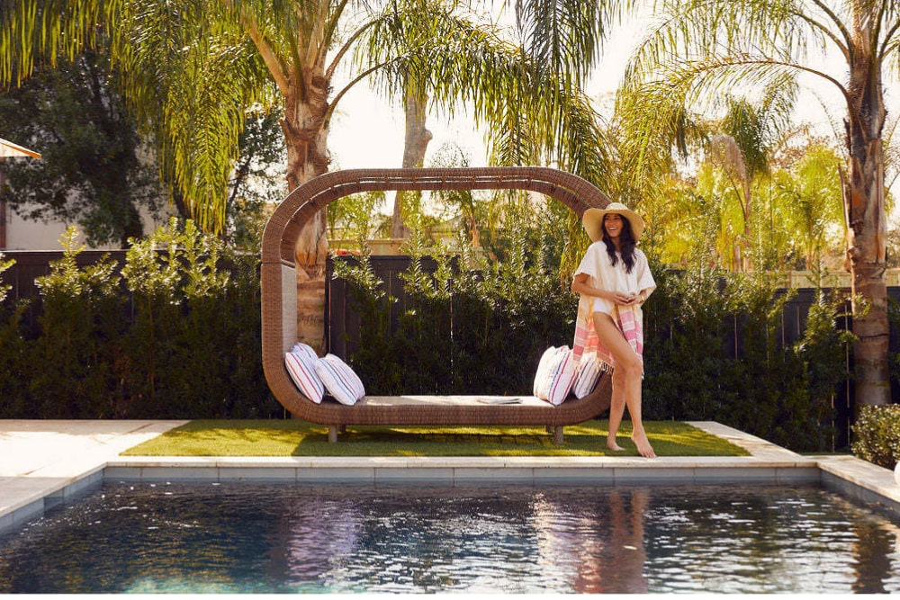 Can Luxury Cabana Outdoor Furniture Increase Your ROI?
