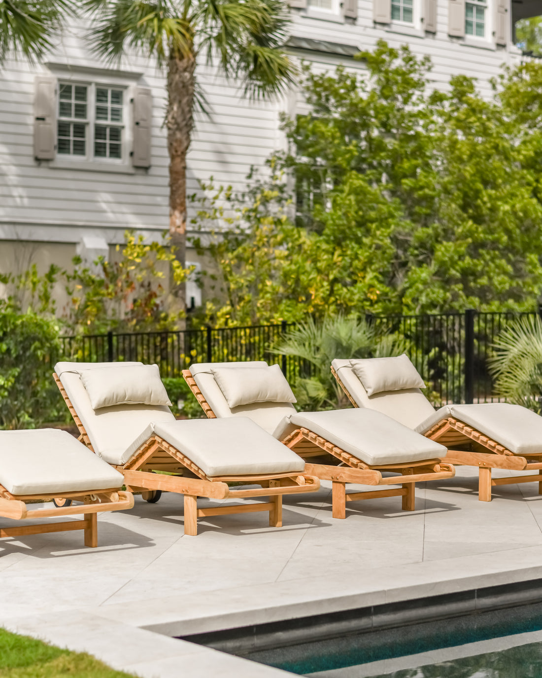 Sun Bed Lounge