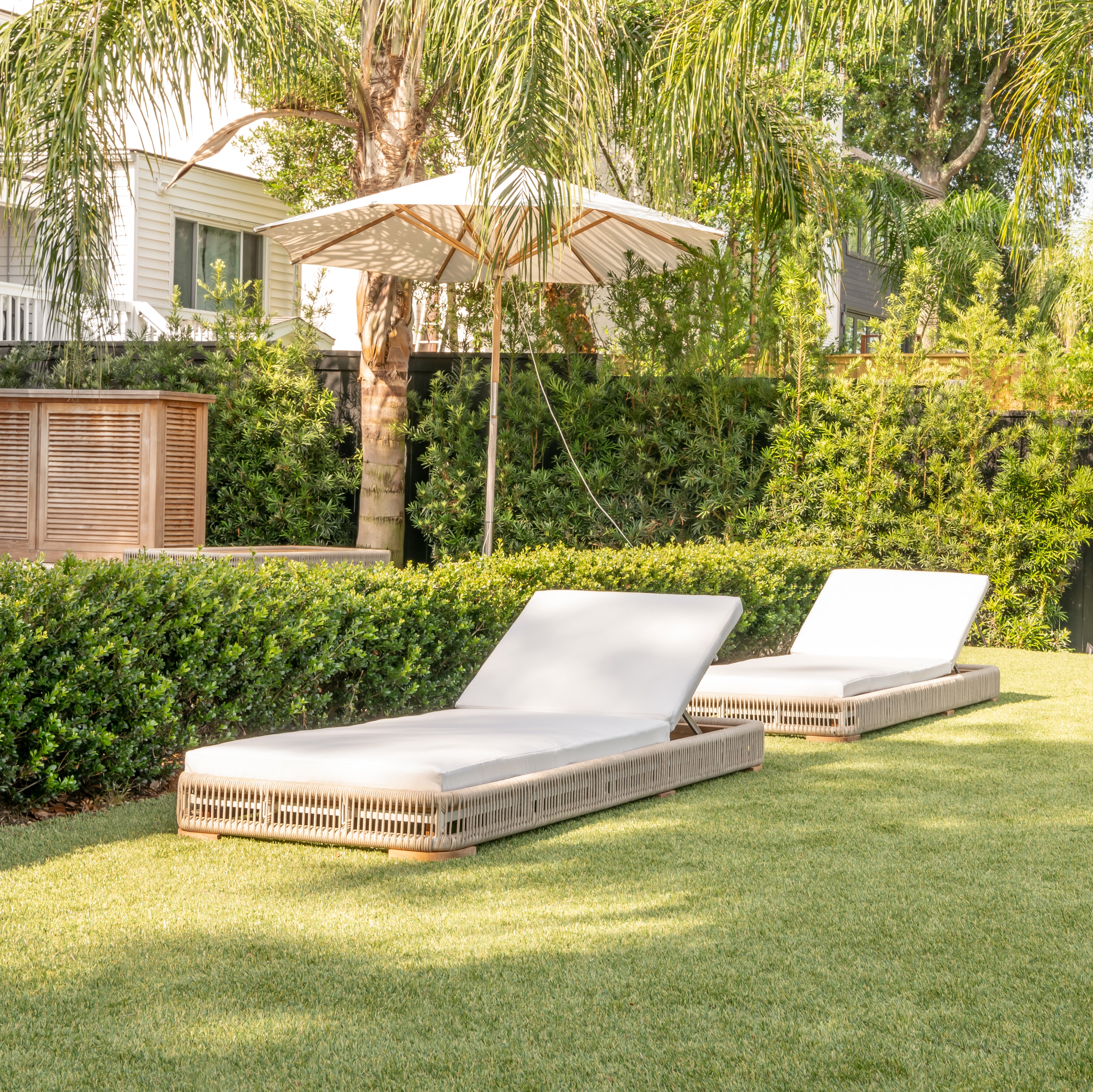 Dune Chaise Lounge